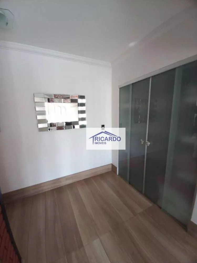 Sobrado, 3 quartos, 452 m² - Foto 6