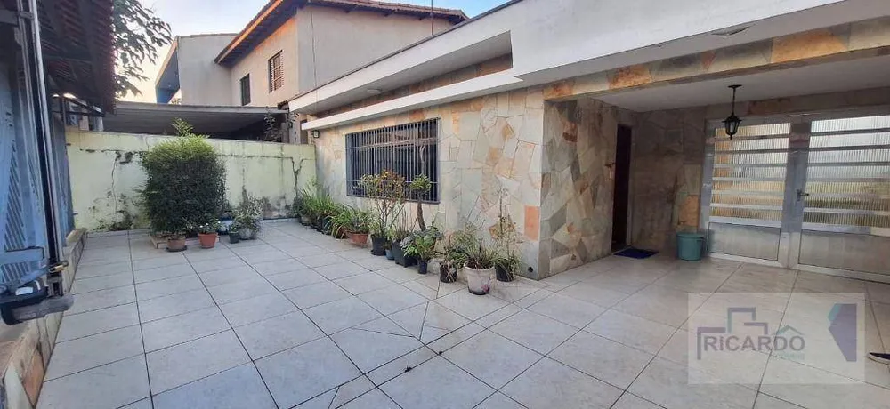 Casa, 3 quartos, 133 m² - Foto 2