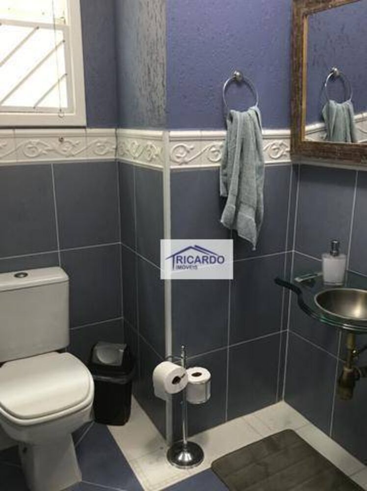 Sobrado, 3 quartos, 250 m² - Foto 1