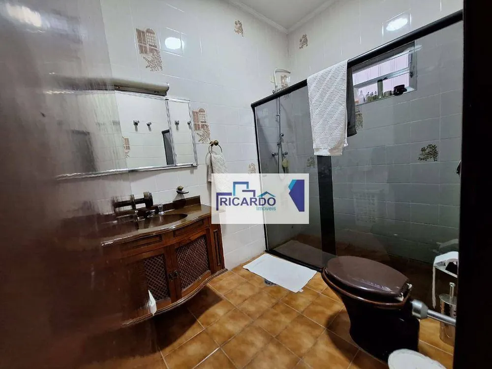 Casa, 3 quartos, 300 m² - Foto 8