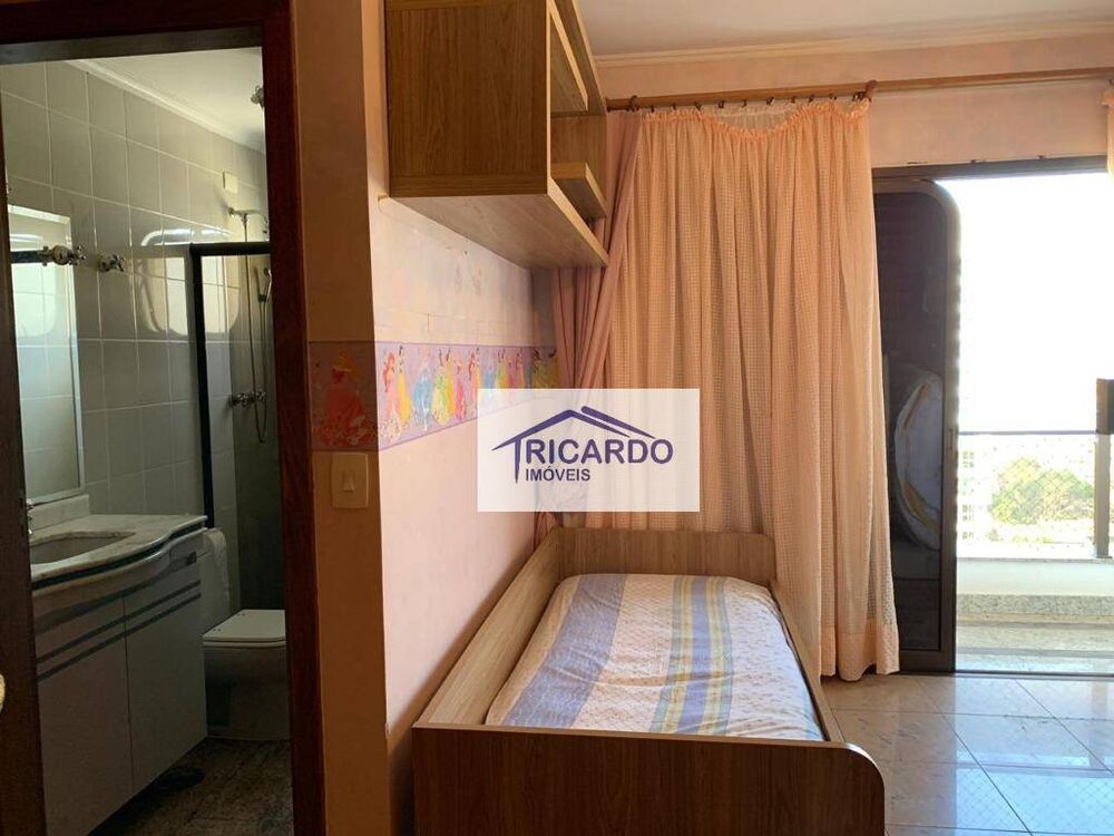 Apartamento, 4 quartos, 220 m² - Foto 15