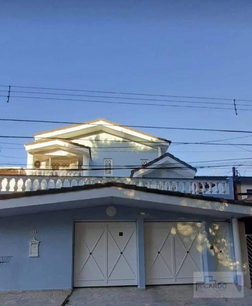 Sobrado, 5 quartos, 306 m² - Foto 2