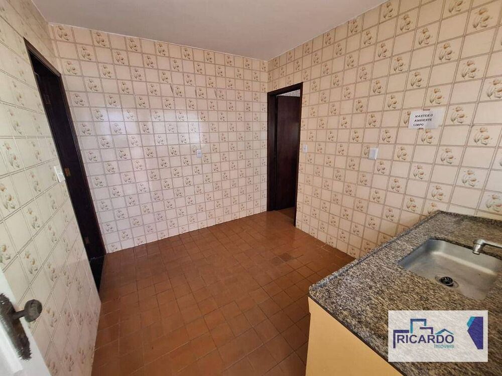 Sobrado à venda com 3 quartos, 190m² - Foto 12