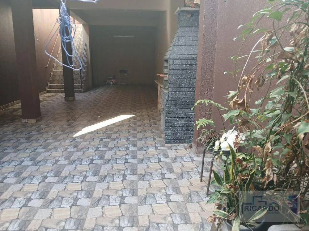 Sobrado, 3 quartos, 194 m² - Foto 4
