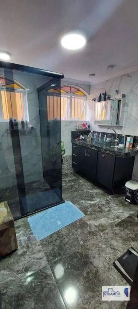 Casa à venda com 3 quartos, 200m² - Foto 5