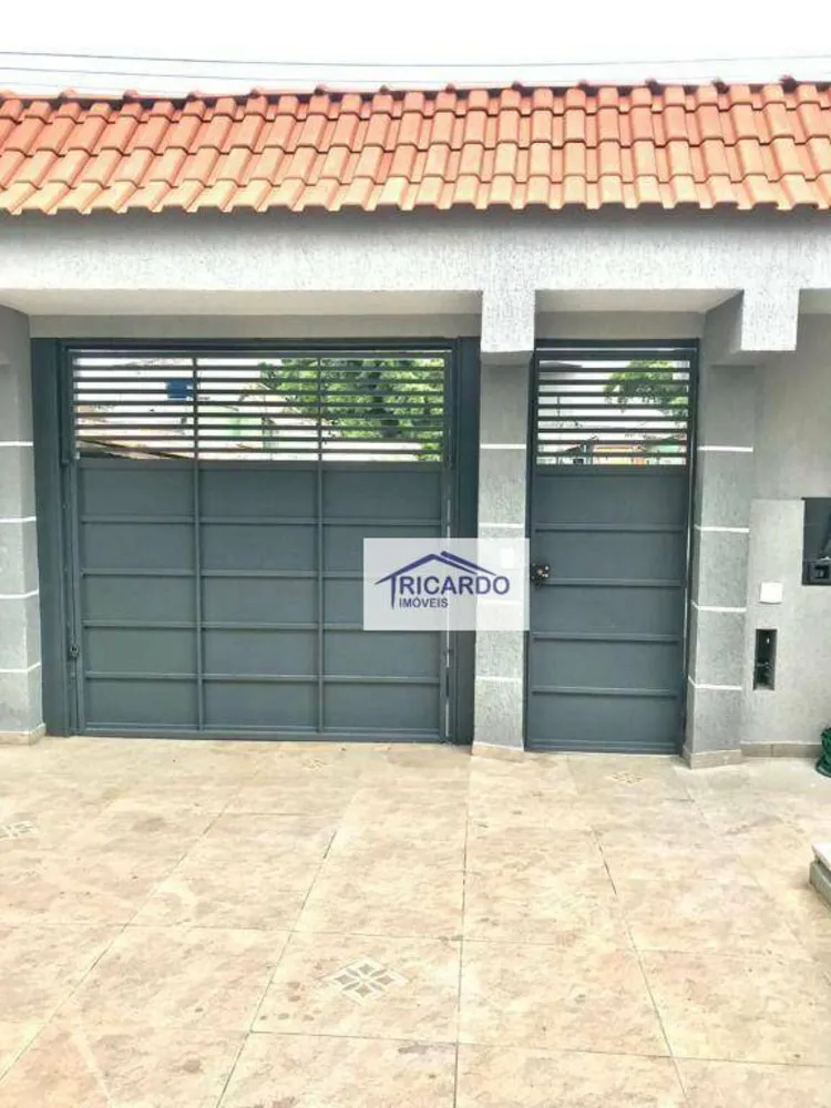 Casa, 3 quartos, 200 m² - Foto 1