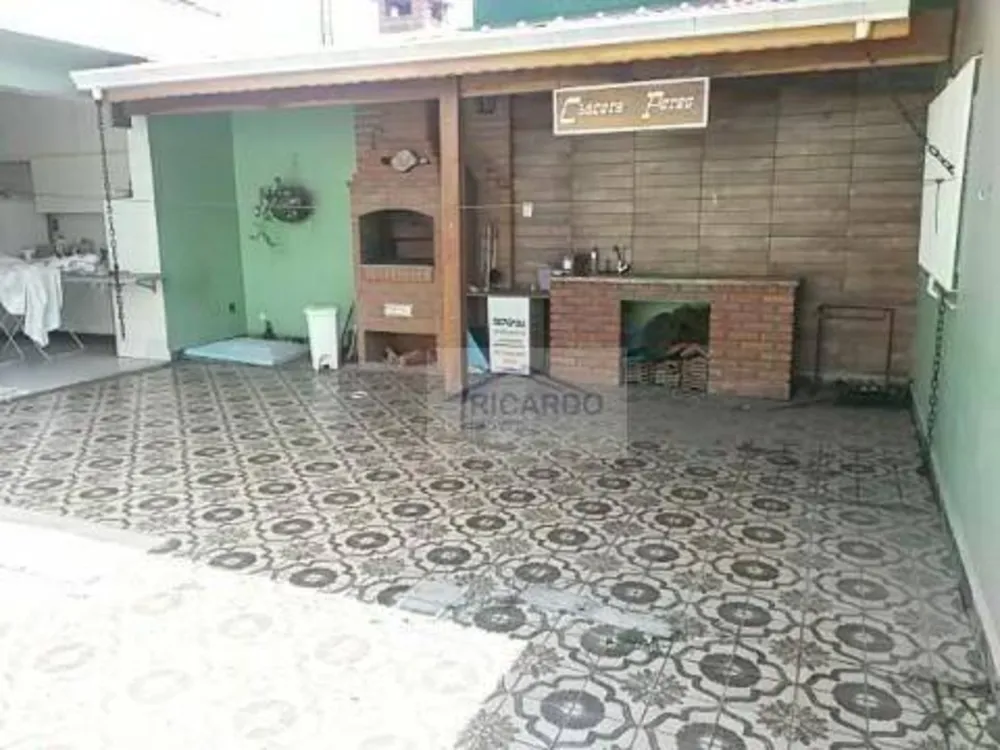 Casa, 3 quartos, 250 m² - Foto 1