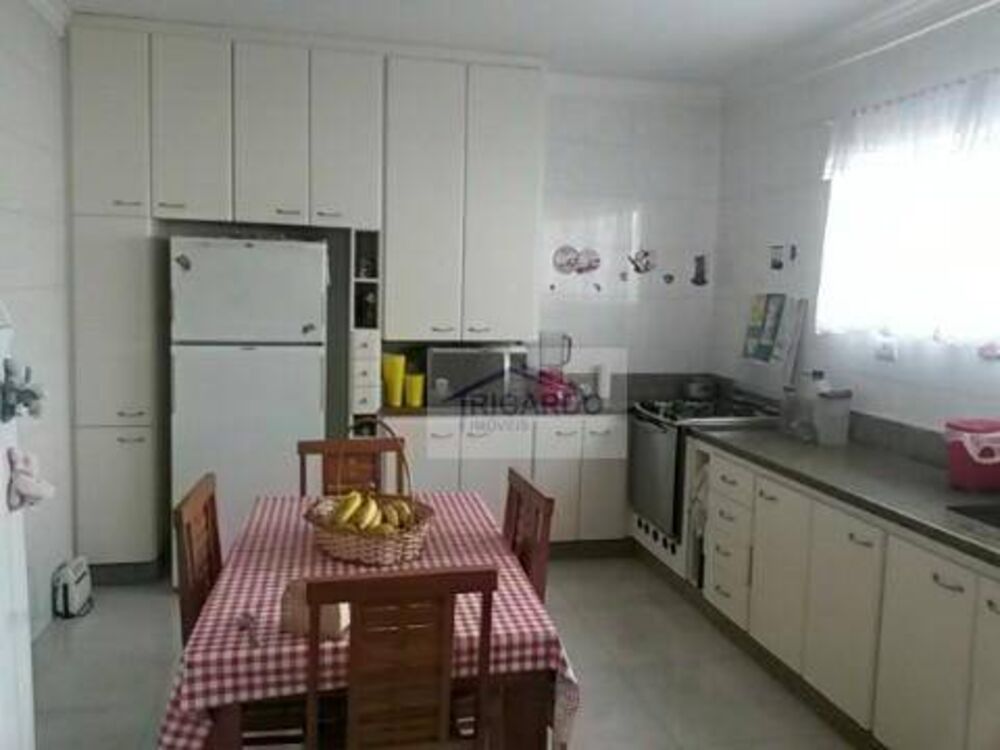 Casa, 3 quartos, 250 m² - Foto 3