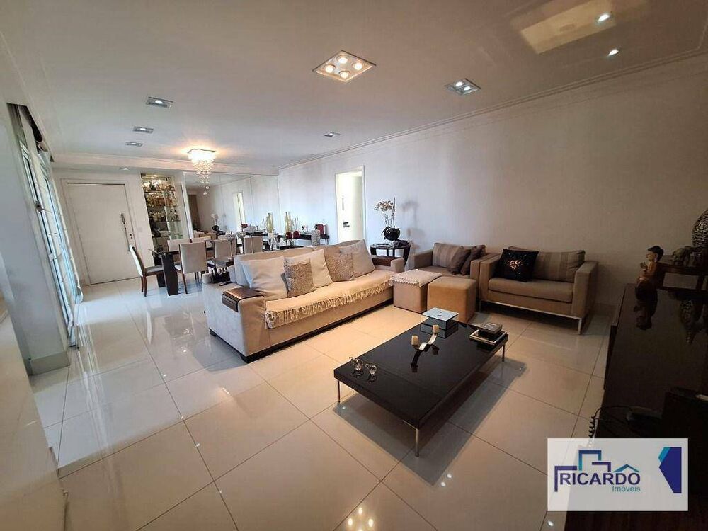 Apartamento à venda com 4 quartos, 180m² - Foto 2