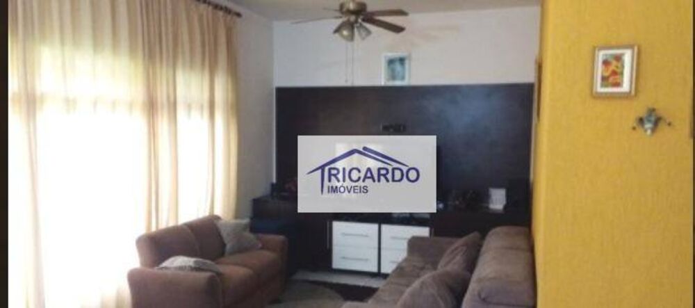 Casa, 3 quartos, 360 m² - Foto 3
