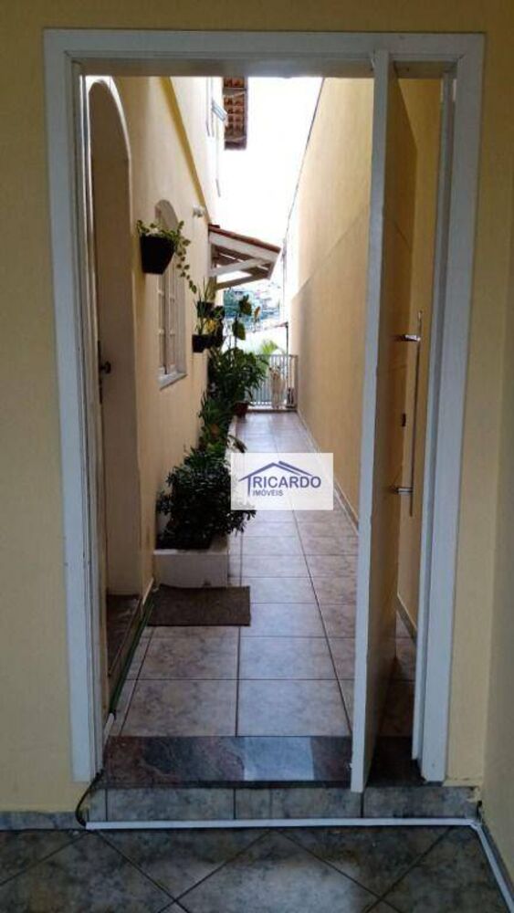 Sobrado, 3 quartos, 290 m² - Foto 1