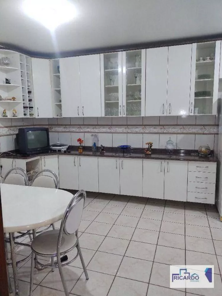 Sobrado à venda com 3 quartos, 340m² - Foto 8