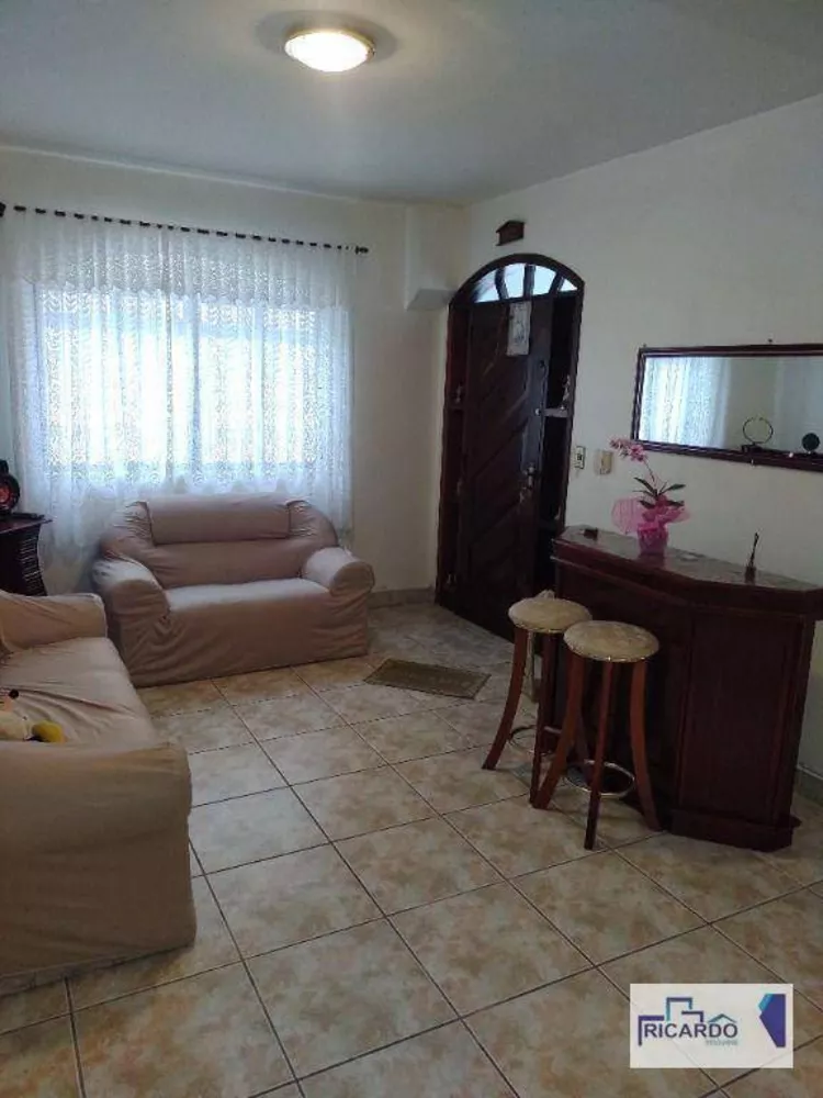 Sobrado à venda com 3 quartos, 340m² - Foto 1