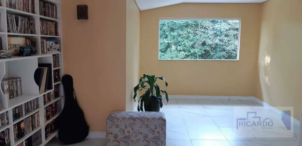 Sobrado, 3 quartos, 168 m² - Foto 2