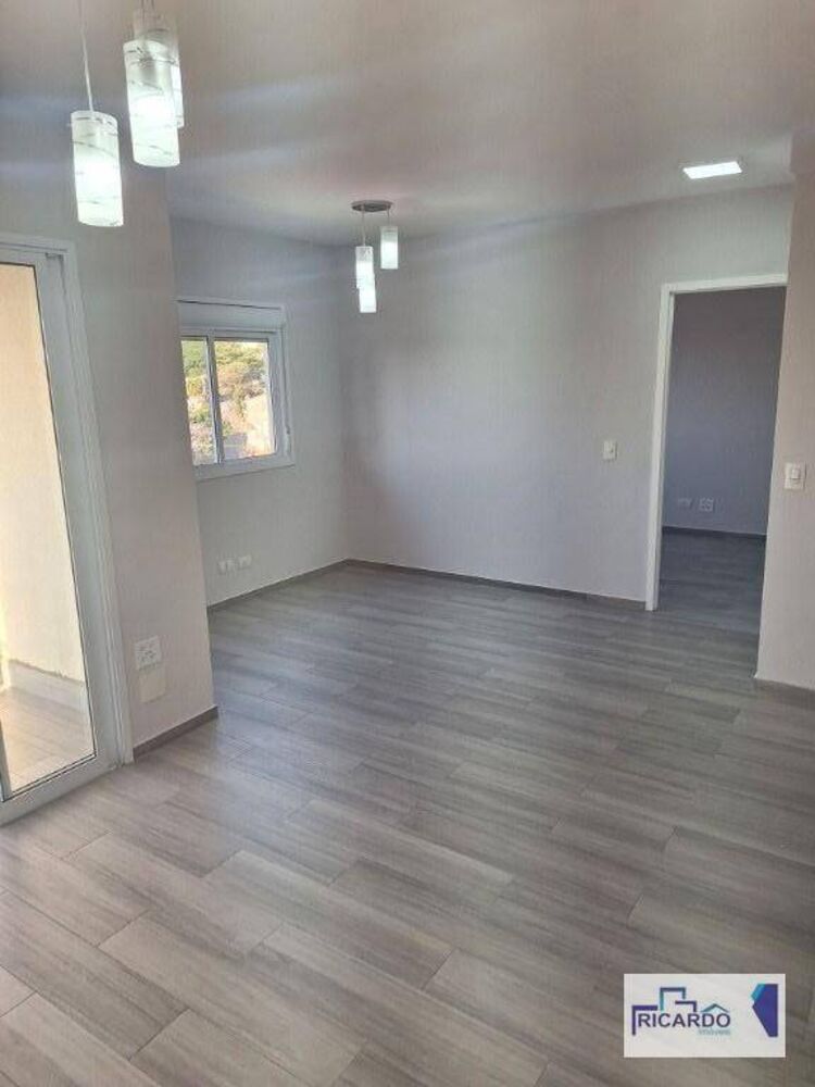 Apartamento à venda com 1 quarto, 50m² - Foto 3