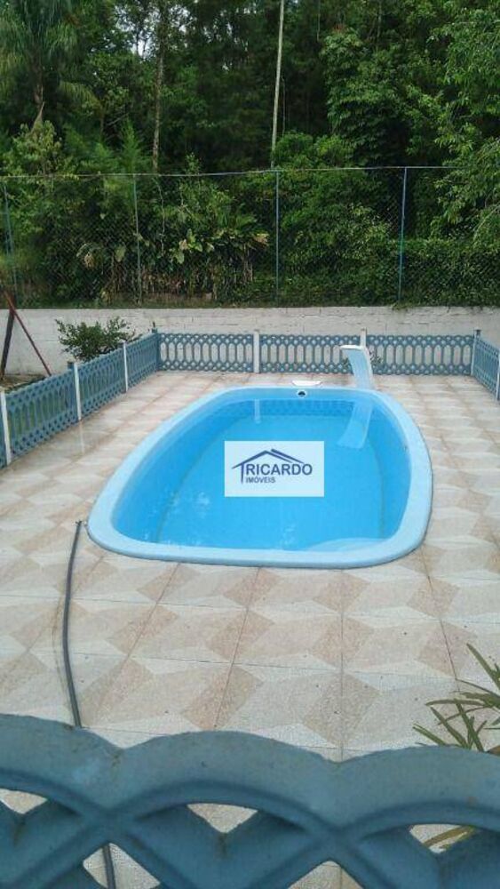 Chácara, 3 quartos, 1200 m² - Foto 1