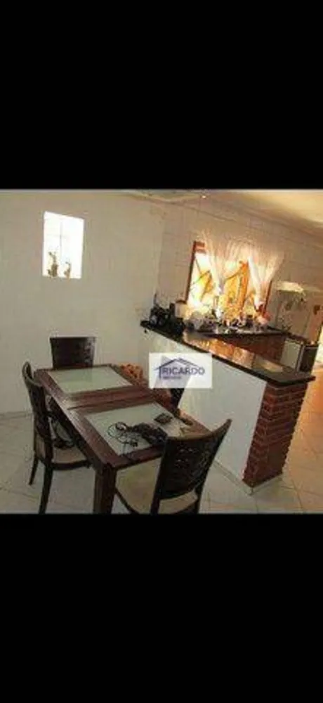 Sobrado, 3 quartos, 209 m² - Foto 4
