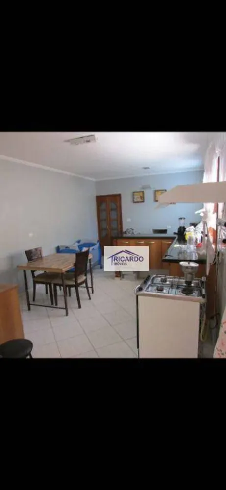 Sobrado, 3 quartos, 209 m² - Foto 5