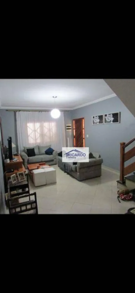 Sobrado, 3 quartos, 209 m² - Foto 2