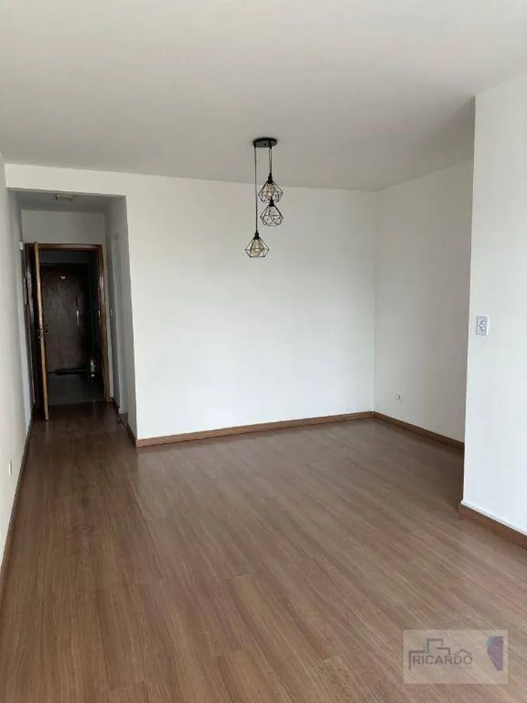 Apartamento, 3 quartos, 68 m² - Foto 2