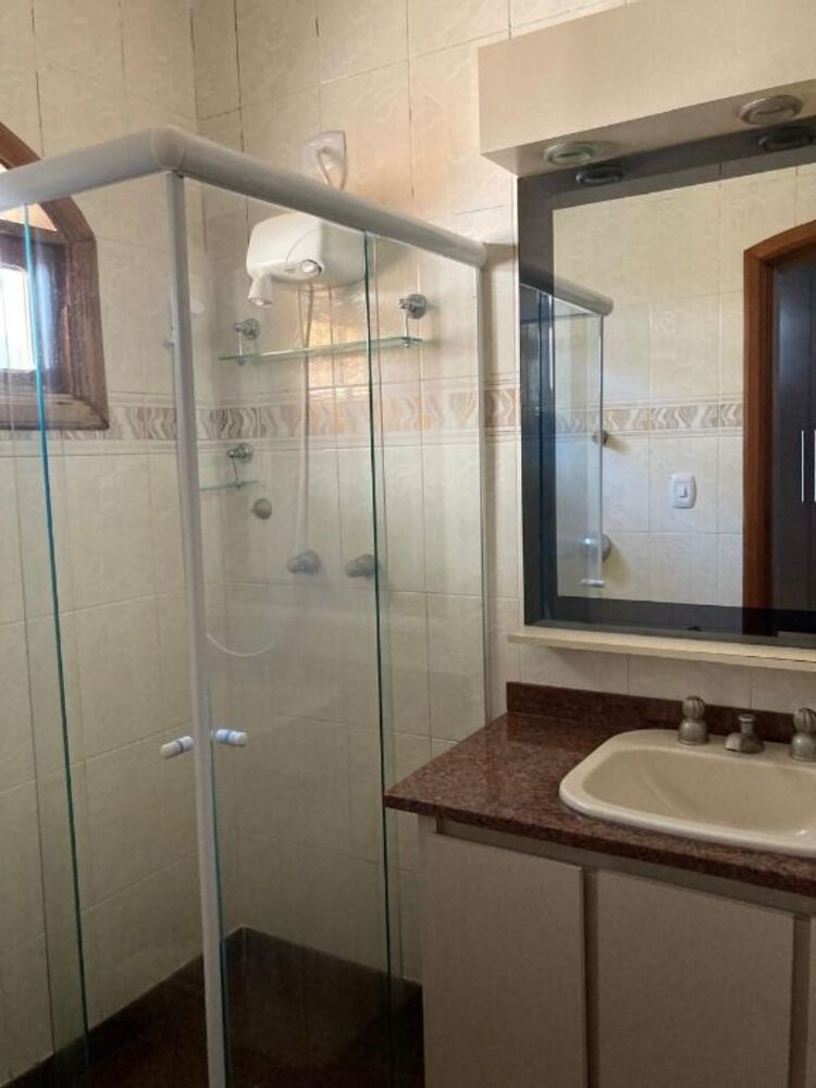 Casa à venda e aluguel com 3 quartos, 298m² - Foto 12
