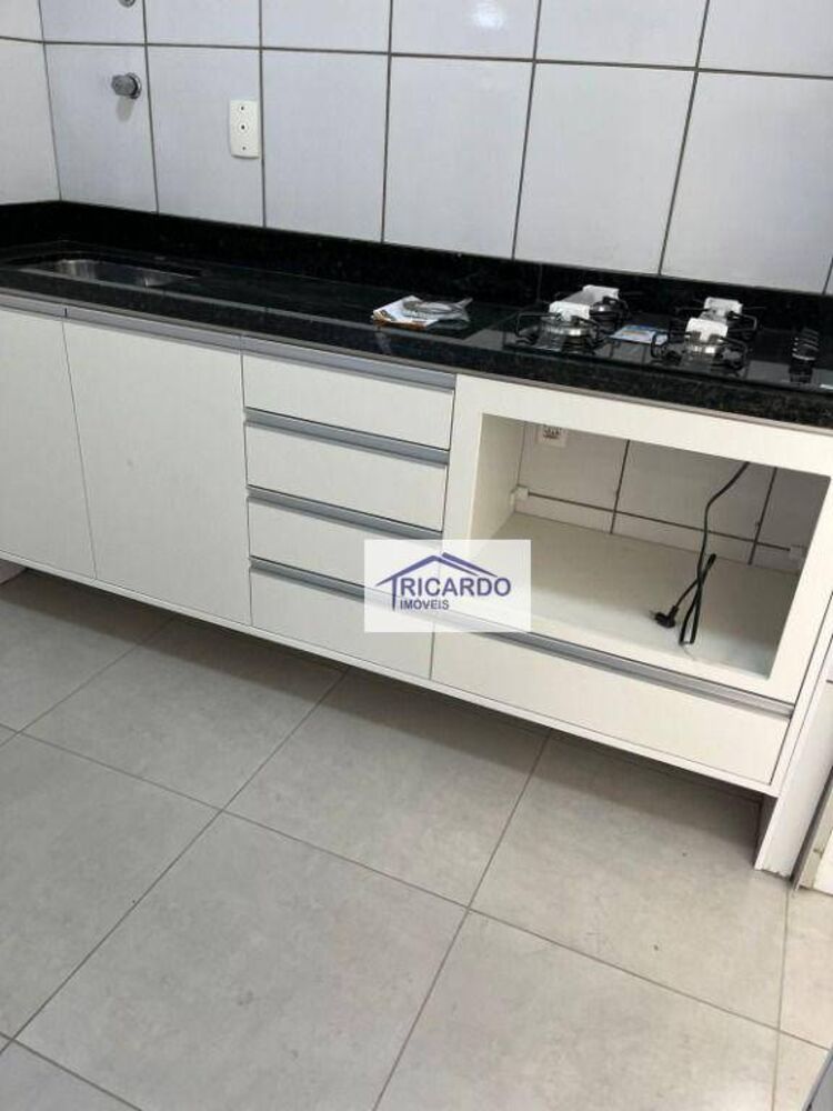 Apartamento à venda com 3 quartos, 68m² - Foto 1