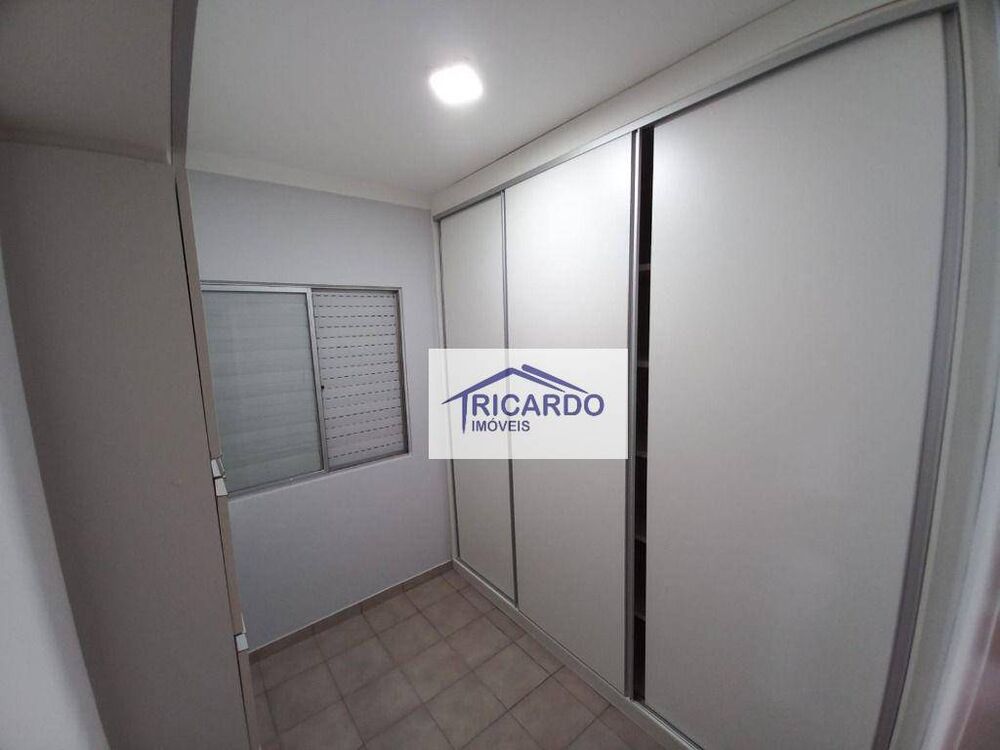 Apartamento à venda com 3 quartos, 68m² - Foto 11