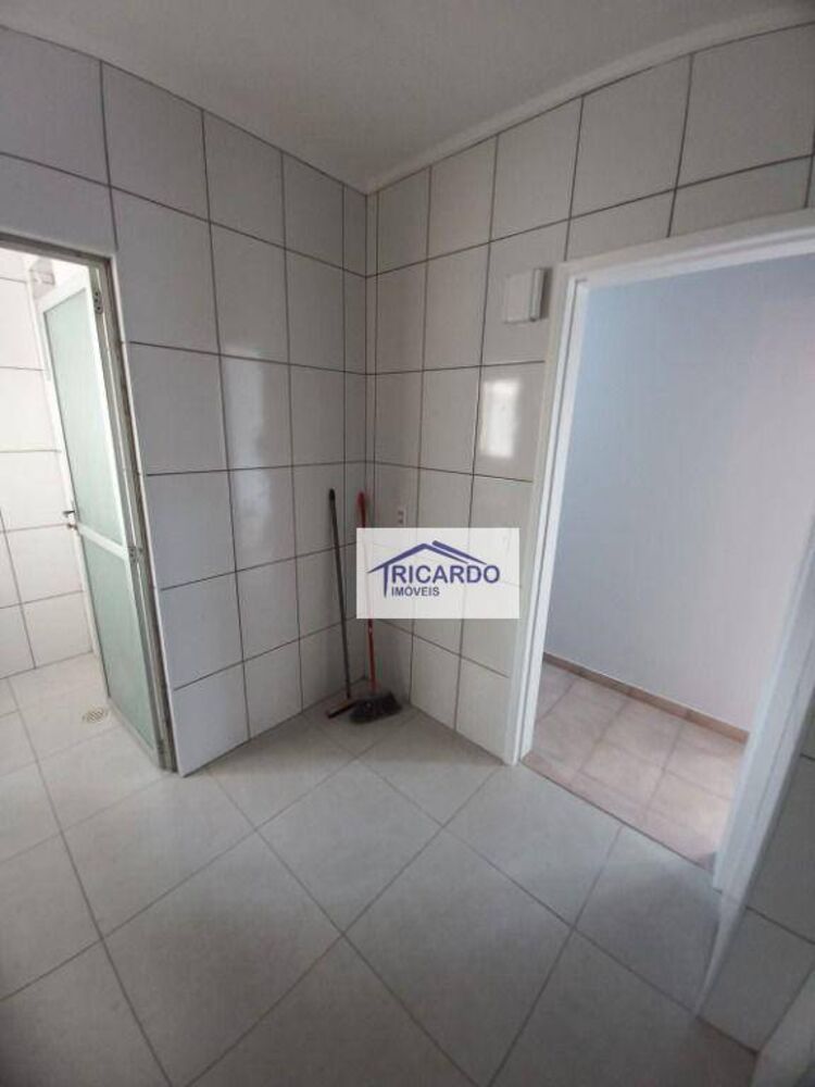 Apartamento à venda com 3 quartos, 68m² - Foto 7