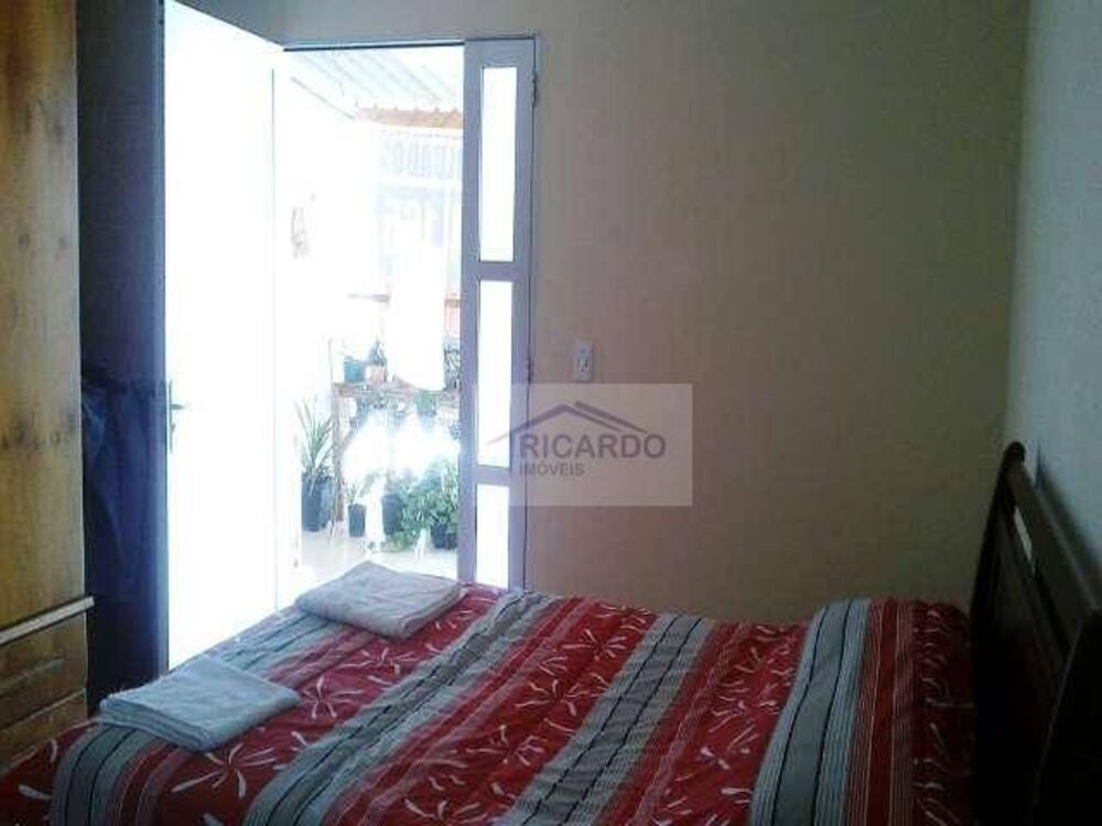 Sobrado à venda com 3 quartos, 225m² - Foto 5