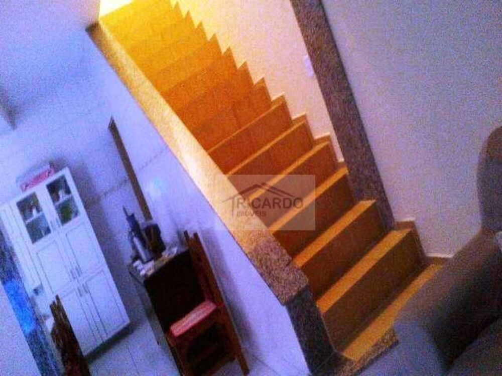 Sobrado à venda com 3 quartos, 225m² - Foto 6