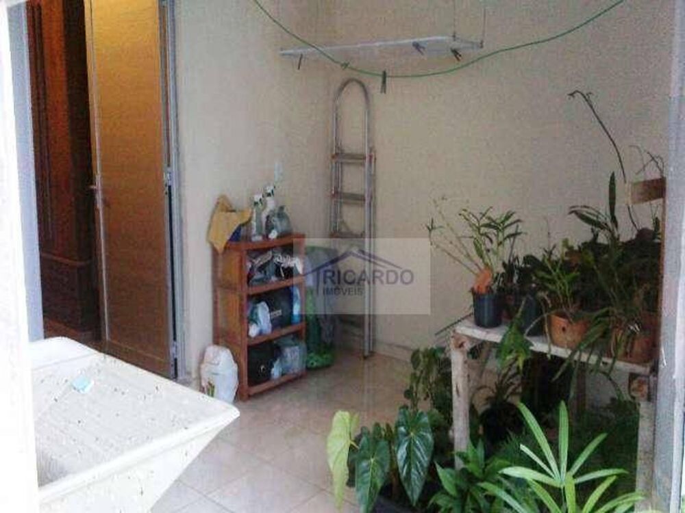 Sobrado à venda com 3 quartos, 225m² - Foto 7