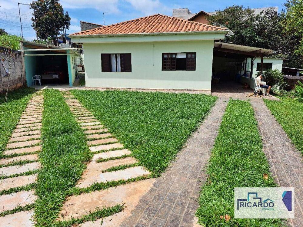 Casa, 3 quartos, 169 m² - Foto 1