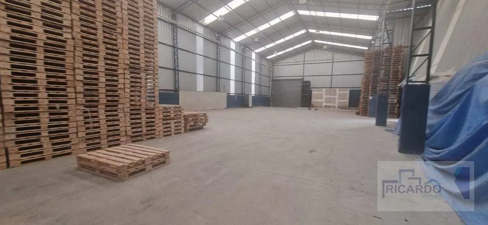 Depósito-Galpão, 670 m² - Foto 1