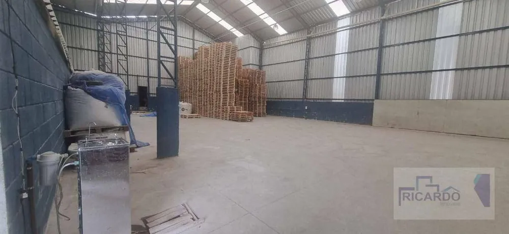 Depósito-Galpão, 670 m² - Foto 2