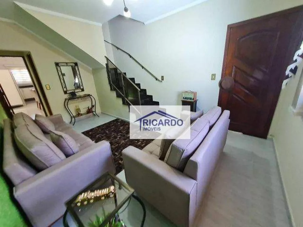 Sobrado à venda com 3 quartos, 196m² - Foto 2