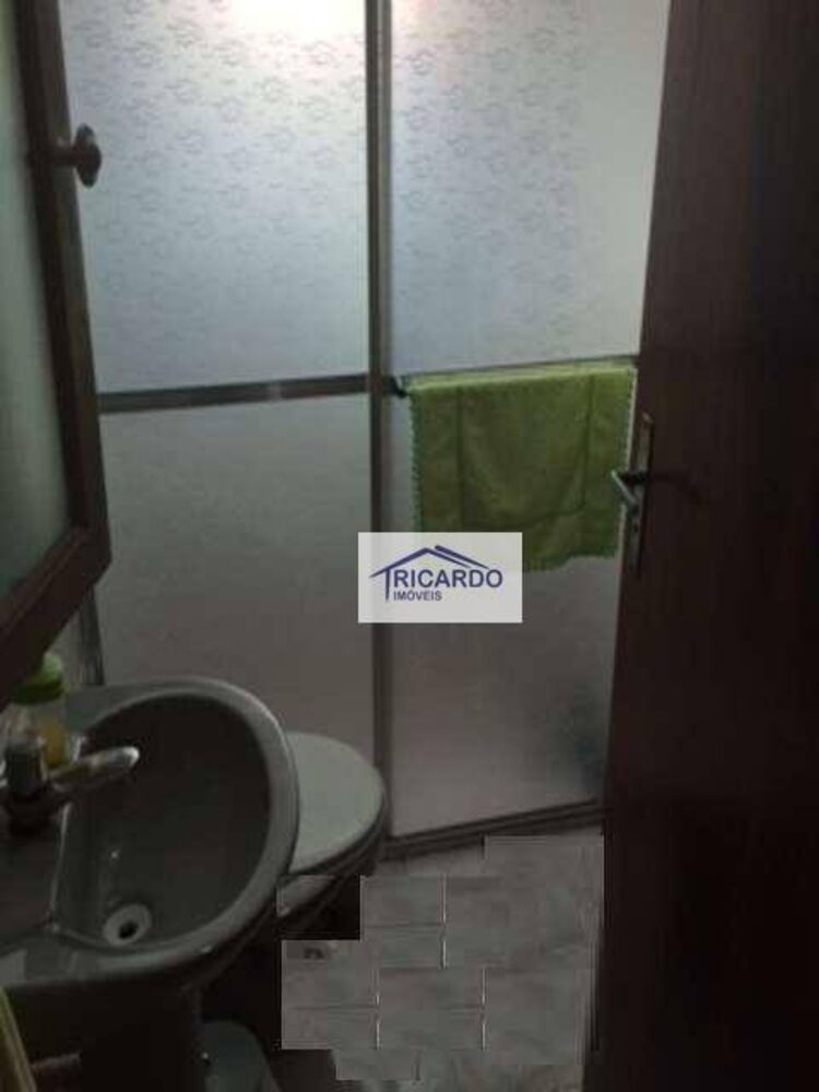 Sobrado à venda com 3 quartos, 160m² - Foto 4