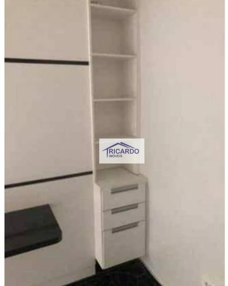 Apartamento à venda com 1 quarto, 28m² - Foto 2