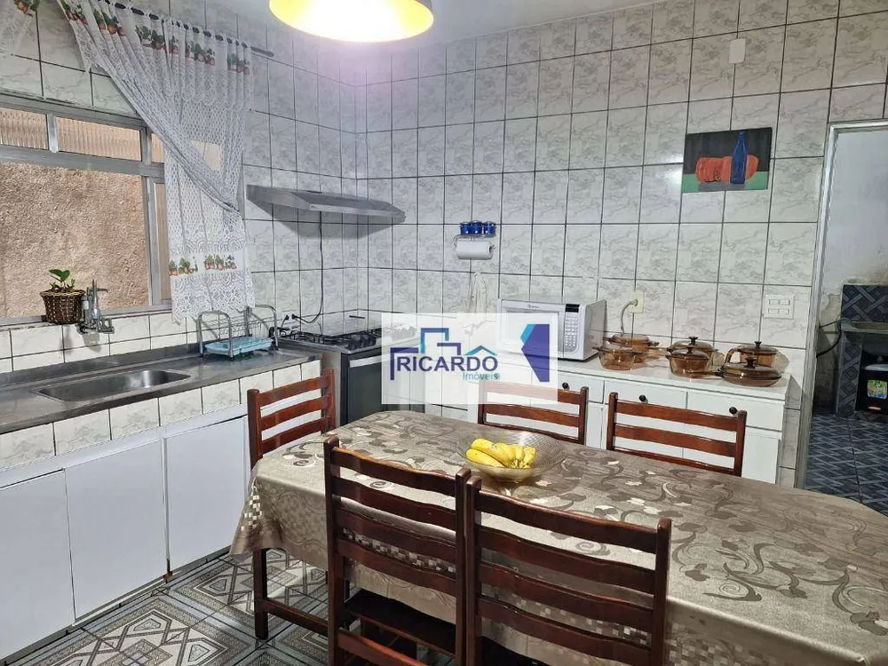 Sobrado, 3 quartos, 229 m² - Foto 3