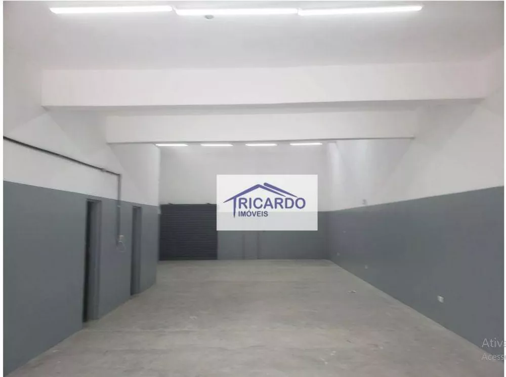 Depósito-Galpão-Armazém para alugar, 204m² - Foto 2