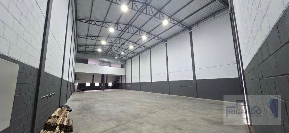 Depósito-Galpão, 736 m² - Foto 1