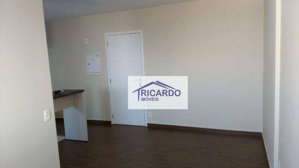 Apartamento à venda com 1 quarto, 30m² - Foto 2