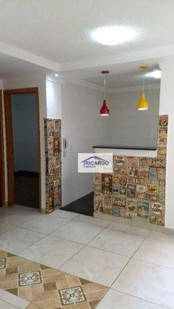 Apartamento à venda com 2 quartos, 42m² - Foto 1