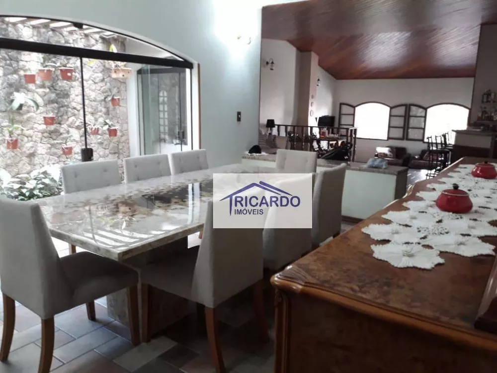 Casa, 4 quartos, 430 m² - Foto 3