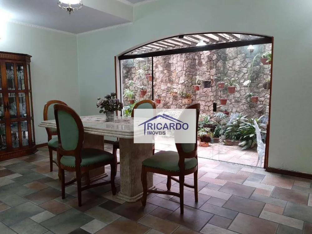 Casa, 4 quartos, 430 m² - Foto 1