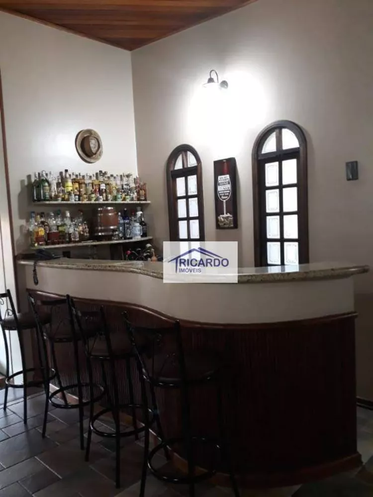 Casa, 4 quartos, 430 m² - Foto 1