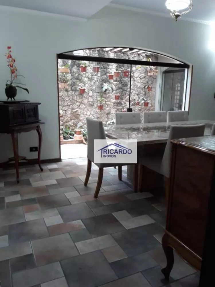 Casa, 4 quartos, 430 m² - Foto 2