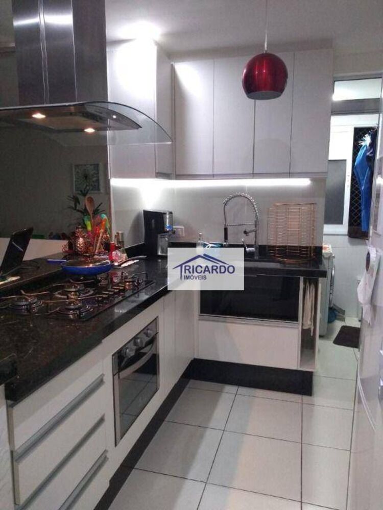 Apartamento à venda e aluguel com 3 quartos, 70m² - Foto 4