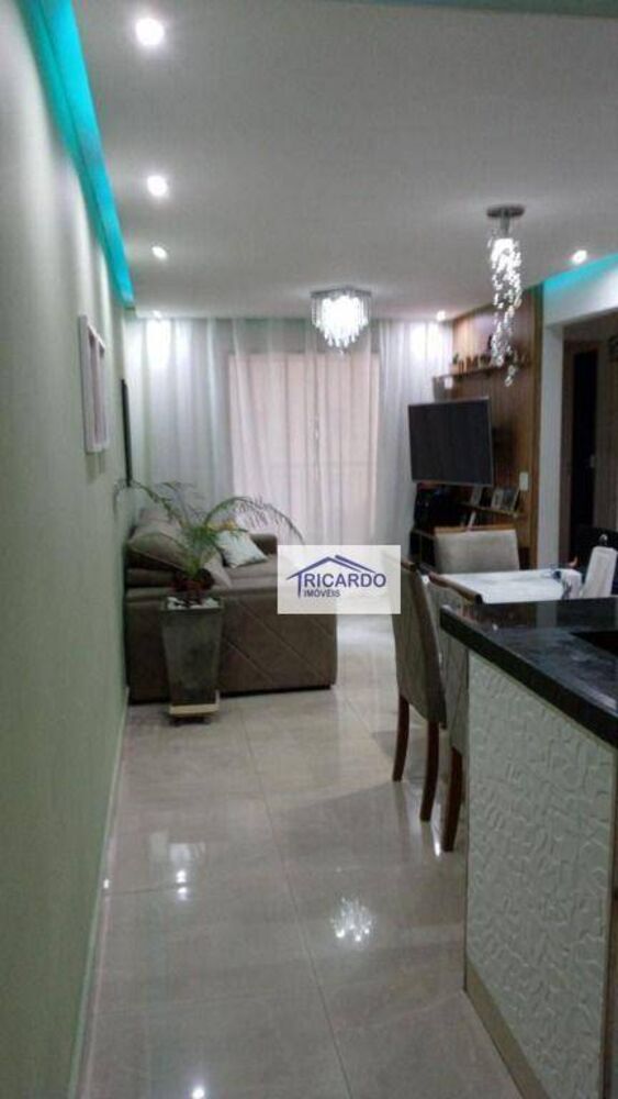 Apartamento à venda e aluguel com 3 quartos, 70m² - Foto 2