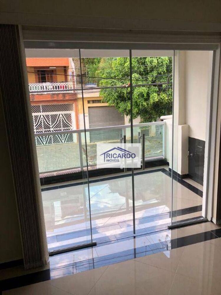 Sobrado à venda com 3 quartos, 200m² - Foto 5