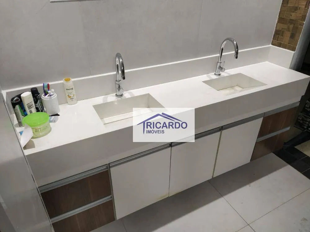 Sobrado, 3 quartos, 200 m² - Foto 3